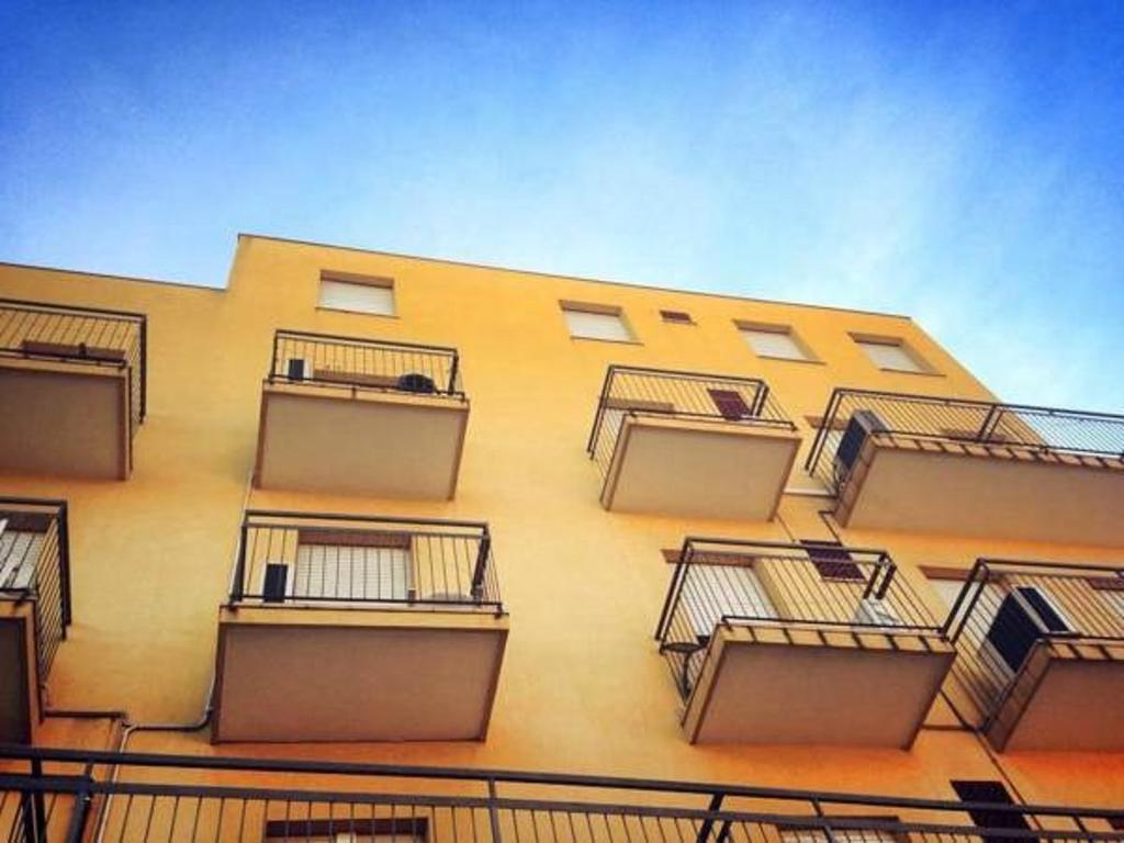 Hotel Ariosto リミニ エクステリア 写真